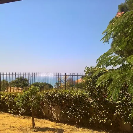 La Casa Di Golia Guest house Porto Empedocle